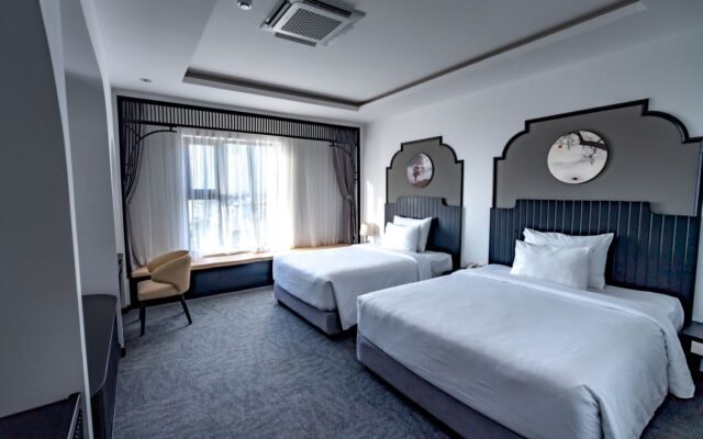 Chambre d hôtel simple et lumineuse, hôtel pas cher près de Disneyland Paris